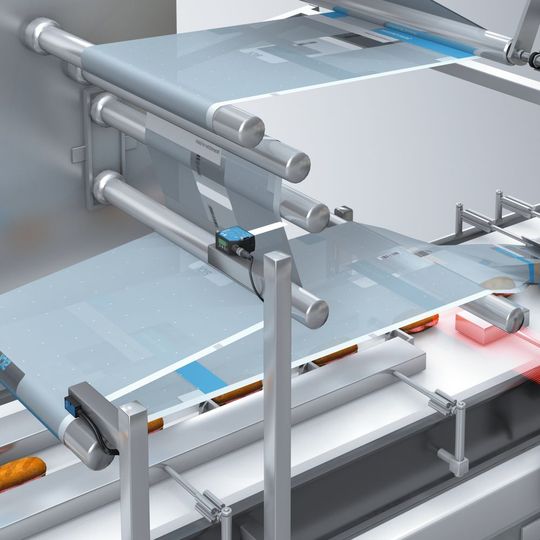 Der Array-Sensor AS30 nutzt eine Lichtzeile, um Kanten anhand von Grauwertunterschieden zuverlässig zu detektieren – auch bei opaken oder transparenten Materialien. Der Array-Sensor AS30 nutzt eine Lichtzeile, um Kanten anhand von Grauwertunterschieden zuverlässig zu detektieren – auch bei opaken oder transparenten Materialien.