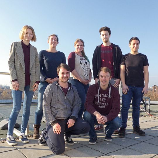 Das Team von IROCS, hintere Reihe (v.l.): Tetyana Bila, Laura Kleinert, Victoria Volkenborn, Andre Mölleken, Lars Schmidt; vorne (v.l.): Niclas Schneider und Felix Jungmann. Das Team von IROCS, hintere Reihe (v.l.): Tetyana Bila, Laura Kleinert, Victoria Volkenborn, Andre Mölleken, Lars Schmidt; vorne (v.l.): Niclas Schneider und Felix Jungmann.