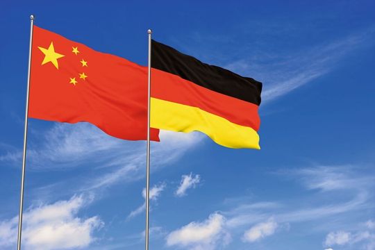 Sowohl „Made in China“ als auch „Made in Germany“ haben sich über die Zeit einen sehr positiven Ruf erarbeitet. Sowohl „Made in China“ als auch „Made in Germany“ haben sich über die Zeit einen sehr positiven Ruf erarbeitet.