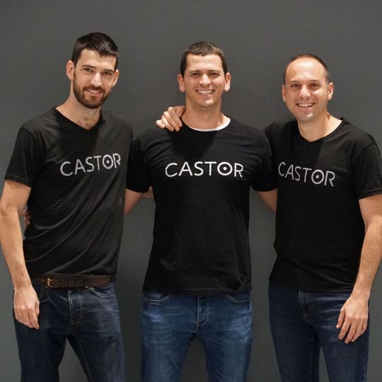 Castor mit Sitz in Tel Aviv wurde 2017 von Omer Blaier, Elad Schiller und David Calderon gegründet. Castor mit Sitz in Tel Aviv wurde 2017 von Omer Blaier, Elad Schiller und David Calderon gegründet.