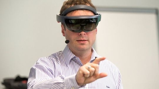 Der Industrial Usability Day hat sich längst als Treffpunkt für einen fachlich inspirierten Austausch etabliert. Das aktuelle Programm spiegelt wider, wie sehr sich das Thema Usability bei Anwendern und Maschinenbauern bewegt. Der Industrial Usability Day hat sich längst als Treffpunkt für einen fachlich inspirierten Austausch etabliert. Das aktuelle Programm spiegelt wider, wie sehr sich das Thema Usability bei Anwendern und Maschinenbauern bewegt.