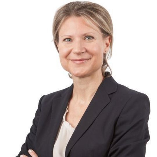 Expertin für Strategie & Kommunikation: Eva-Christiane Diemar ist Teamleiterin im Bereich Customer Centricity and Dialogue bei der Vision11 GmbH. Expertin für Strategie & Kommunikation: Eva-Christiane Diemar ist Teamleiterin im Bereich Customer Centricity and Dialogue bei der Vision11 GmbH.