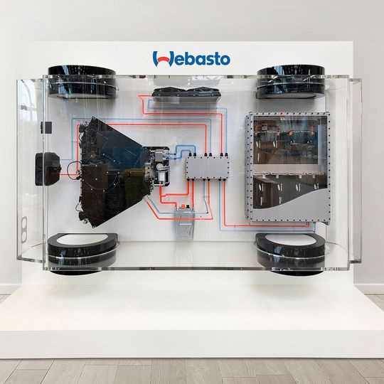 Auf der Busworld in Belgien wurde das Thermomanagement-System mit seinen Schlüsselkomponenten HVH und HVAC vorgestellt. Auf der Busworld in Belgien wurde das Thermomanagement-System mit seinen Schlüsselkomponenten HVH und HVAC vorgestellt.