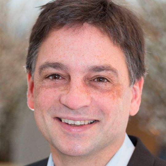 Gastautor Stefan Grotehans Senior Director ist Solutions Engineering DACH bei Marklogic Deutschland Gastautor Stefan Grotehans Senior Director ist Solutions Engineering DACH bei Marklogic Deutschland