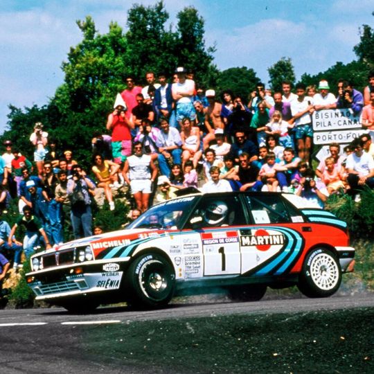 Der Lancia Delta war eine Legende im Rallye-Sport. Der Lancia Delta war eine Legende im Rallye-Sport.