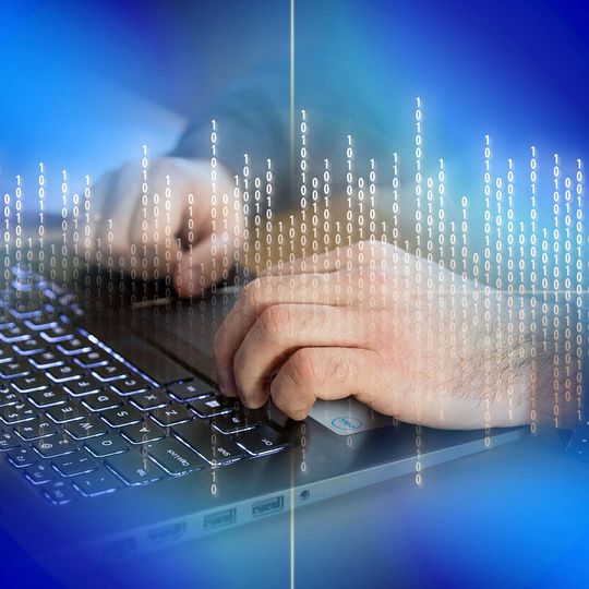 Unternehmen müssen sich nicht nur gegen externe Bedrohungen verteidigen, sondern auch gegen die stetig wachsende Zahl von Insider-Bedrohungen. Unternehmen müssen sich nicht nur gegen externe Bedrohungen verteidigen, sondern auch gegen die stetig wachsende Zahl von Insider-Bedrohungen.