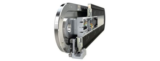 Das GFX-Linearführungssystem von Hepco Motion ist modular aufgebaut und ermöglicht eine fast unbegrenzte Streckenführung. Mit 4 m/s ist das System für schnelle Durchsatzgeschwindigkeiten geeignet. Das GFX-Linearführungssystem von Hepco Motion ist modular aufgebaut und ermöglicht eine fast unbegrenzte Streckenführung. Mit 4 m/s ist das System für schnelle Durchsatzgeschwindigkeiten geeignet.