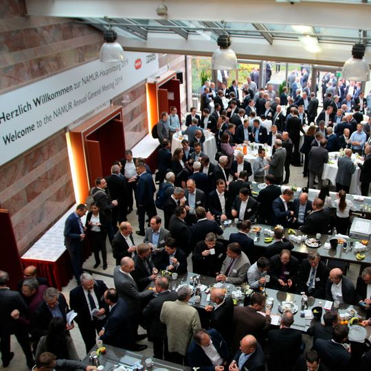 Bei der Namur-Hauptsitzung 2019 steht wieder der Austausch zwischen Ausrüster- und Anwenderindustrien im Vordergrund. Bei der Namur-Hauptsitzung 2019 steht wieder der Austausch zwischen Ausrüster- und Anwenderindustrien im Vordergrund.