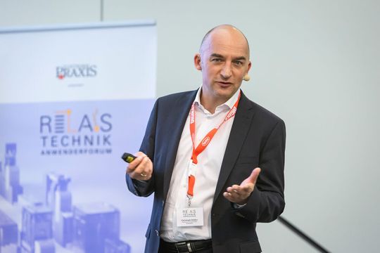 Umweltaspekte: Wie die Umgebung die Leistungsfähigkeit von Relais beeinflusst mit Christoph Oehler (Panasonic).