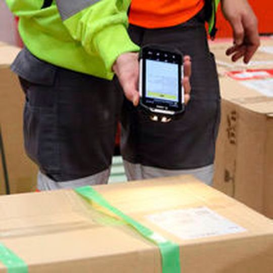 Die Mobilgeräte von Zebra sollen Beschaffungs- und Distributionsprozesse vereinfachen. Die Mobilgeräte von Zebra sollen Beschaffungs- und Distributionsprozesse vereinfachen.