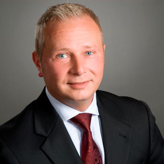Thomas Hefner, Sales Director DACH & Benelux bei Avast Thomas Hefner, Sales Director DACH & Benelux bei Avast