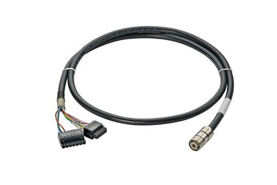 Die Steckleitung von Knorrtec überträgt Steuersignale von der Kontrolleinheit zum Motor und stellt gleichzeitig die Stromversorgung sicher – vereint in einem Kabel.