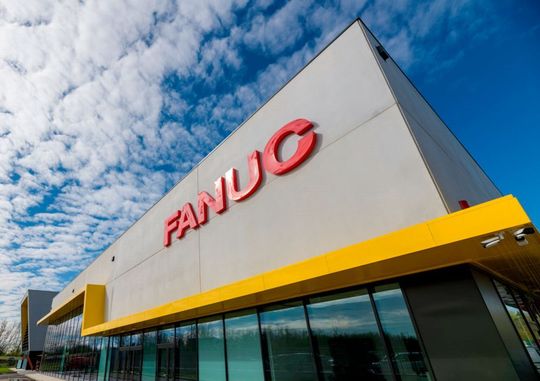 In diesem Sommer eröffnete das japanische Unternehmen ein hochmodernes Firmengebäude in der Nähe von Mailand in Italien. In diesem Sommer eröffnete das japanische Unternehmen ein hochmodernes Firmengebäude in der Nähe von Mailand in Italien.