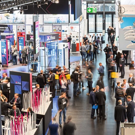 Die Aussichten und die Buchungszahlen für die Messe sind erneut sehr positiv und bestätigen die Bedeutung der Fachmesse für die smarte und digitale Automatisierung. Die Aussichten und die Buchungszahlen für die Messe sind erneut sehr positiv und bestätigen die Bedeutung der Fachmesse für die smarte und digitale Automatisierung.