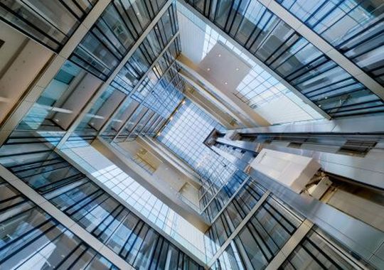 „Fahr den Spaß nach oben“ ist im Servicecenter von thyssenkrupp Aufzüge jetzt Programm. Das Motto entstand in einem innovativen Teamleiter-Coaching. „Fahr den Spaß nach oben“ ist im Servicecenter von thyssenkrupp Aufzüge jetzt Programm. Das Motto entstand in einem innovativen Teamleiter-Coaching.