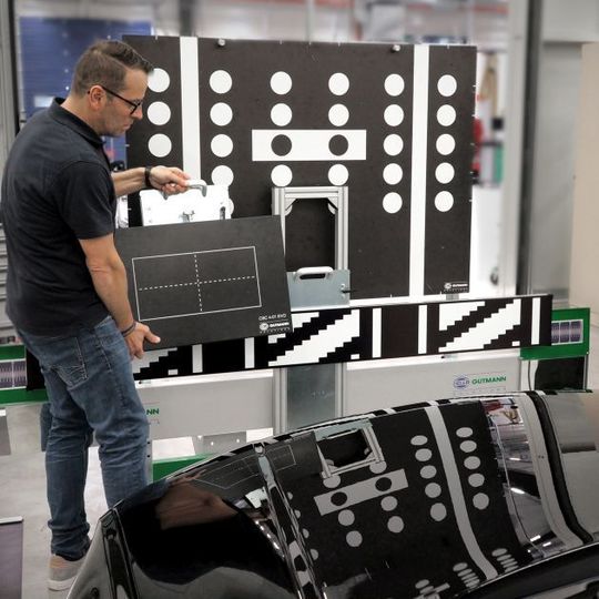Das CSC-Tool von Hella Gutmann eignet sich nun auch zur Kalibrierung von Lidar-Systemen. Das CSC-Tool von Hella Gutmann eignet sich nun auch zur Kalibrierung von Lidar-Systemen.