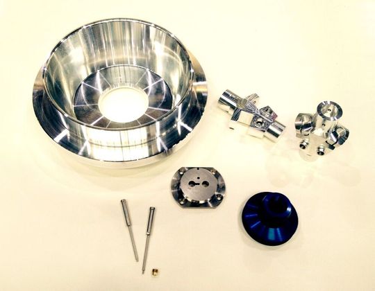Die spanenden Präzisionsfertigung hochwertiger Dreh- und Frästeile aus Aluminium, Edelstahl, Stahl und Aluminium-Bronze für fluid- und dichtungstechnische Anwendungen sind die Domäne von ZT Odenwald. Die spanenden Präzisionsfertigung hochwertiger Dreh- und Frästeile aus Aluminium, Edelstahl, Stahl und Aluminium-Bronze für fluid- und dichtungstechnische Anwendungen sind die Domäne von ZT Odenwald.