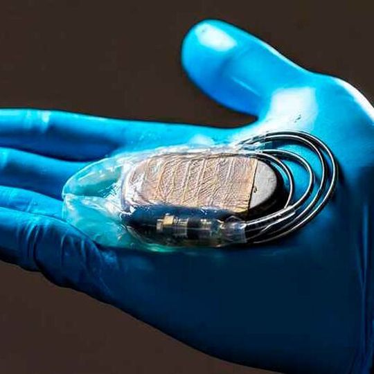 A cellulose membrane for protecting pacemakers. A cellulose membrane for protecting pacemakers.