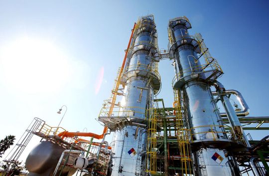 Evonik erweitert sein Produktionsvolumen in der Natriummethylat-Anlage in Rosario in zwei Stufen um 50 %. Evonik erweitert sein Produktionsvolumen in der Natriummethylat-Anlage in Rosario in zwei Stufen um 50 %.