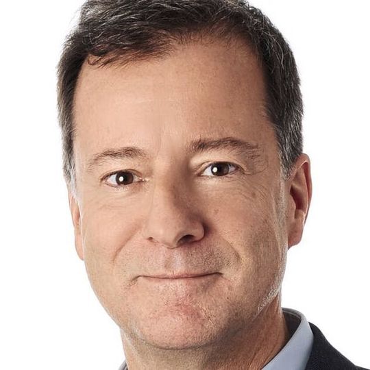 Henri Seroux ist seit Juni 2015 Senior Vice President EMEA bei Manhattan Associates und agiert von Paris aus. Seroux ist seit 18 Jahren bei Manhattan Associates beschäftigt, seit 2001 Director Frankreich und seit Februar 2014 Managing Director Continental Europe. Henri Seroux ist seit Juni 2015 Senior Vice President EMEA bei Manhattan Associates und agiert von Paris aus. Seroux ist seit 18 Jahren bei Manhattan Associates beschäftigt, seit 2001 Director Frankreich und seit Februar 2014 Managing Director Continental Europe.