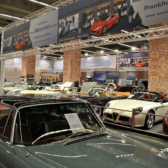 Wenn, dann werden oft nur sie gezeigt: hochpreisige Edeloldtimer wie hier auf der IAA 2019. Wenn, dann werden oft nur sie gezeigt: hochpreisige Edeloldtimer wie hier auf der IAA 2019.