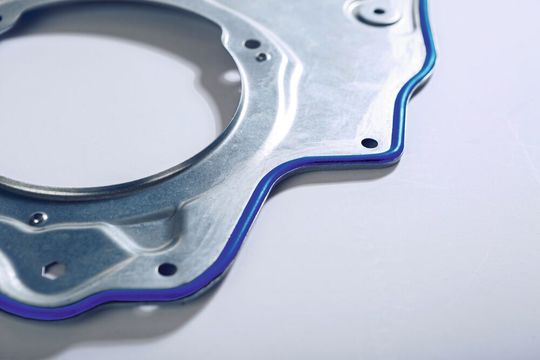 Der Polyurethan-Schaum von Ceracon ist besonders reißfest und durch die überwiegend geschlossenzellige Schaumstruktur von hoher Dichtigkeit.