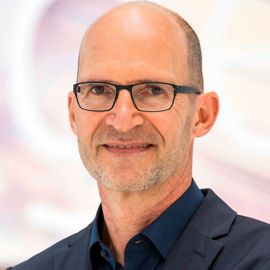 Klaus Bischoff steigt zum Chefdesigner des Volkswagenkonzerns auf. Klaus Bischoff steigt zum Chefdesigner des Volkswagenkonzerns auf.