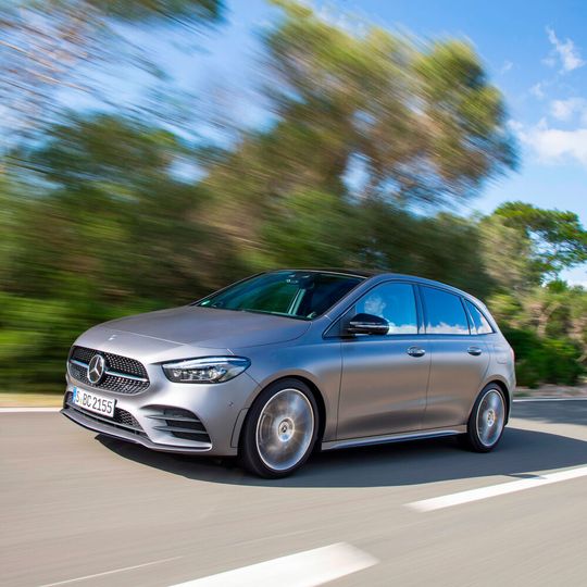 Die B-Klasse trug im November zum positiven Mercedes-Ergebnis bei. Die B-Klasse trug im November zum positiven Mercedes-Ergebnis bei.