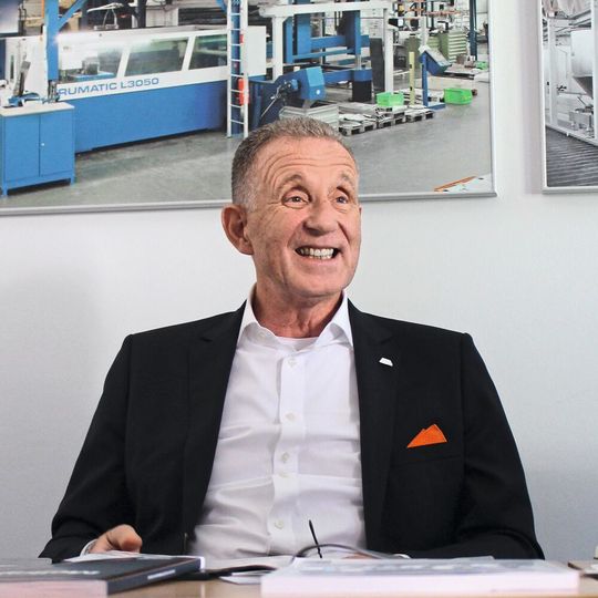 Rainer Zimmermann, CEO von Azo: „Das Thema Digitalisierung betrifft nicht nur die Technologie an sich, sondern auch die Organisation eines Unternehmens.“ Rainer Zimmermann, CEO von Azo: „Das Thema Digitalisierung betrifft nicht nur die Technologie an sich, sondern auch die Organisation eines Unternehmens.“