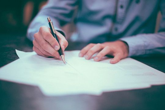 Sibur und BASF wollen ihre Zusammenarbeit bei nachhaltigen Entwicklungen stärken. Sibur und BASF wollen ihre Zusammenarbeit bei nachhaltigen Entwicklungen stärken.