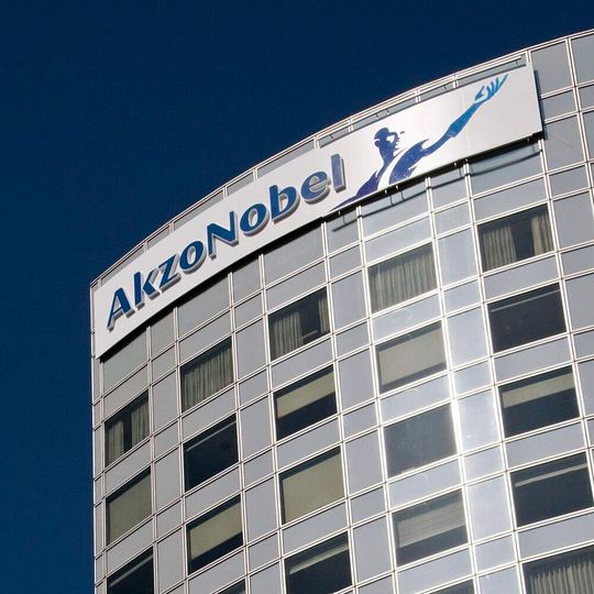Akzo Nobel will acquire 100 % of the shares of Mauvilac. Akzo Nobel will acquire 100 % of the shares of Mauvilac.