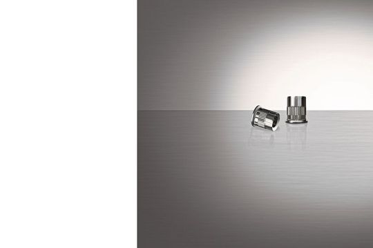 Eingesetzt werden die Lightweight-Muttern überall dort, wo es auf Gewichtsersparnis besonders ankommt. Eingesetzt werden die Lightweight-Muttern überall dort, wo es auf Gewichtsersparnis besonders ankommt.