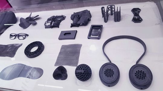 Voxeljet hat den Graustufendruck für unterschiedliche Härtegrade mittels High-Speed-Sintering (HSS) vorgestellt.