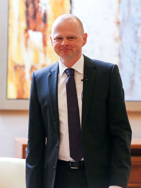 „Insgesamt ebnen uns die Elektronik und die Features, die wir heute in unsere Autos einbauen, den Weg in eine überaus reizvolle automobile Zukunft, so Heinz-Peter Beckemeyer, Director Automotive Systems von Texas Instrument.