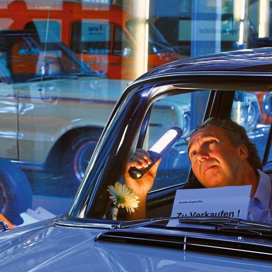 Während das Angebot und die Nachfrage nach Oldtimern zunahmen, sank im Mai 2016 ihr Durchschnittspreis bei Autoscout 24. Während das Angebot und die Nachfrage nach Oldtimern zunahmen, sank im Mai 2016 ihr Durchschnittspreis bei Autoscout 24.