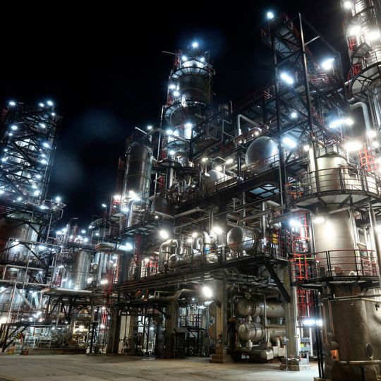 Rijeka Refinery is located in Urinj (Kostrena Municipality) near Rijeka and began operations in 1965. Rijeka Refinery is located in Urinj (Kostrena Municipality) near Rijeka and began operations in 1965.