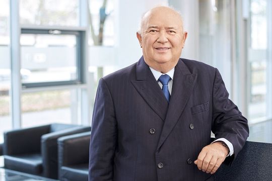 „Wir sehen das Potenzial und sind überzeugt von der Durchschlagskraft der entwickelten Power-­to-Fuels Technologie.“ - Joachim Engelmann, CAC