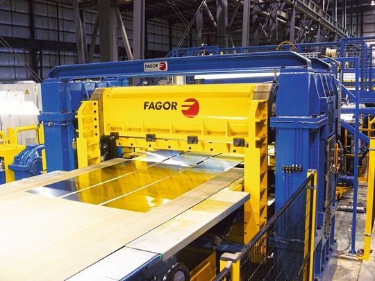 Der russische Stahlproduzent Severstal investiert in eine Querteilanlage von Fagor Arrasate. Der russische Stahlproduzent Severstal investiert in eine Querteilanlage von Fagor Arrasate.