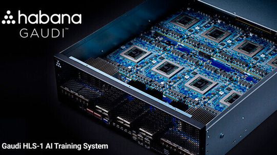 Das auf Rechenzentren abzielende KI-Training-Systeme Gaudi ist eines der auf künstliche Intelligenz und maschinelles Lernen abzielenden Produkte von Habana Labs. Nun hat Intel das isrealische Startup für 2 Millionen US-$ geschluckt, um damit unter anderem sein Nervana-Angebot zu erweitern. Das auf Rechenzentren abzielende KI-Training-Systeme Gaudi ist eines der auf künstliche Intelligenz und maschinelles Lernen abzielenden Produkte von Habana Labs. Nun hat Intel das isrealische Startup für 2 Millionen US-$ geschluckt, um damit unter anderem sein Nervana-Angebot zu erweitern.