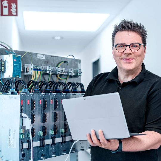 The Thypo multi loop power controller is an impressive compact unit. The Thypo multi loop power controller is an impressive compact unit.