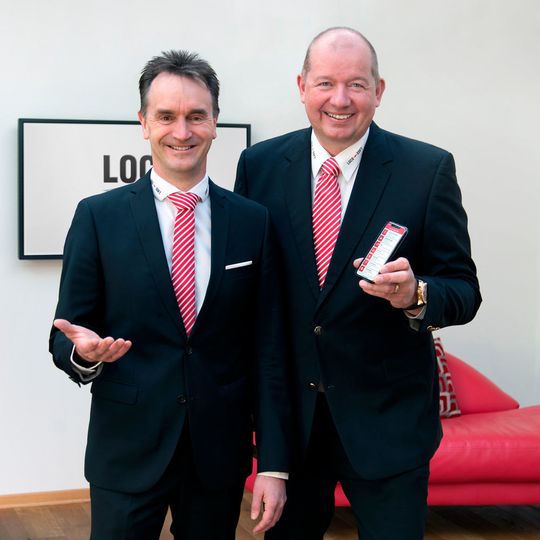 Loco-Soft Geschäftsführer Ralf Koke (li.) und Inhaber Wolfgang Börsch. Loco-Soft Geschäftsführer Ralf Koke (li.) und Inhaber Wolfgang Börsch.