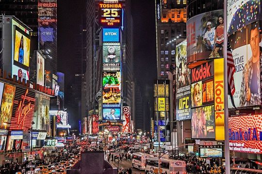 Werbung ist wesentlicher Bestandteil der Kommunikation – bezüglich ihrer Online-Werbung stehen Marken immer wieder vor Herausforderungen. Werbung ist wesentlicher Bestandteil der Kommunikation – bezüglich ihrer Online-Werbung stehen Marken immer wieder vor Herausforderungen.