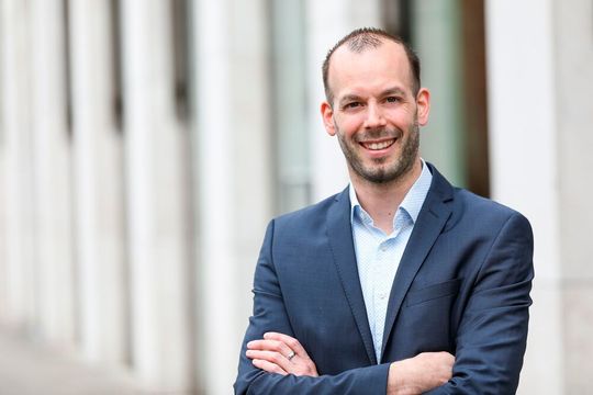 Prof. Dr. Bernhard Breil Prof. Dr. Bernhard Breil