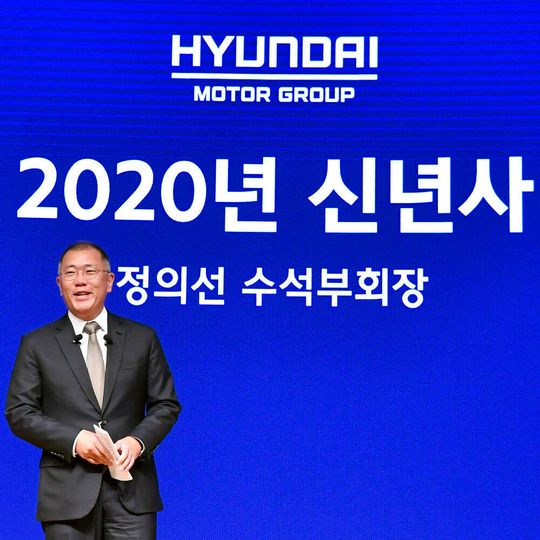 Hyundai-CEO Euisun Chung hat eine eigene Elektroplattform angekündigt. Hyundai-CEO Euisun Chung hat eine eigene Elektroplattform angekündigt.