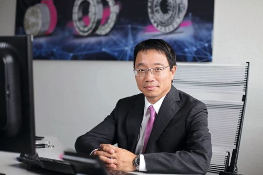 Norimitsu Ito wird am 13.01.2020 das Amt des Vorstandsvorsitzenden der Harmonic Drive AG übernehmen. Norimitsu Ito wird am 13.01.2020 das Amt des Vorstandsvorsitzenden der Harmonic Drive AG übernehmen.