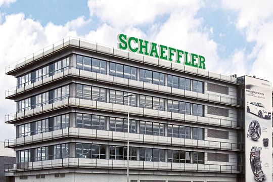 Schaeffler setzt bei der E-Mobilität auf das Zukunftspotenzial von „grünem“ Wasserstoff. Schaeffler setzt bei der E-Mobilität auf das Zukunftspotenzial von „grünem“ Wasserstoff.