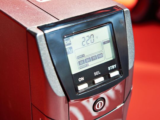 Eine USV ist ein wichtiger Bestandteil der Cloud-Server-Strukturen.