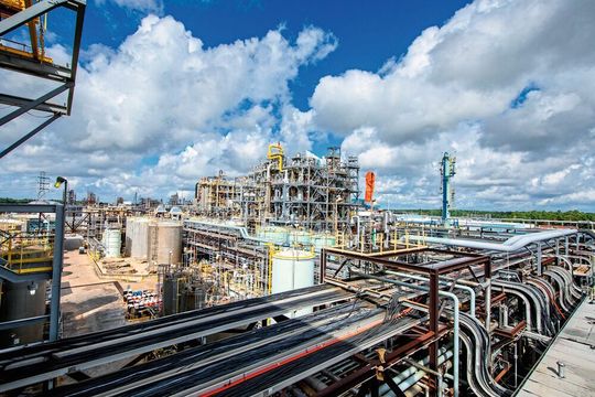 Im texanischen Baytown sollte für 1,5 Milliarden Euro eine World-Scale-Anlage für MDI entstehen. Im texanischen Baytown sollte für 1,5 Milliarden Euro eine World-Scale-Anlage für MDI entstehen.