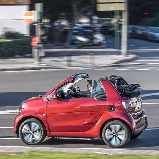 Ende Januar kommt der Smart EQ Fortwo auf den Markt. Ende Januar kommt der Smart EQ Fortwo auf den Markt.