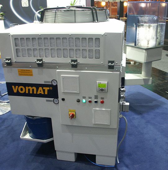 Die Vomat-FA-Feinstfiltrationsanlagen sind wartungsarm, kompakt und leistungsfähig, heißt es. Einen Blick auf die Systeme kann man auf der Grindtec 2020 in Halle 3 am Stand 3045 werfen. Die Vomat-FA-Feinstfiltrationsanlagen sind wartungsarm, kompakt und leistungsfähig, heißt es. Einen Blick auf die Systeme kann man auf der Grindtec 2020 in Halle 3 am Stand 3045 werfen.